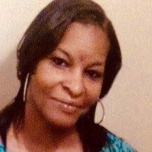 Meet your Posher, Rena